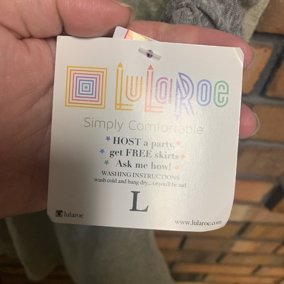 LuLaRoe Randy Top - Picture 4 of 5